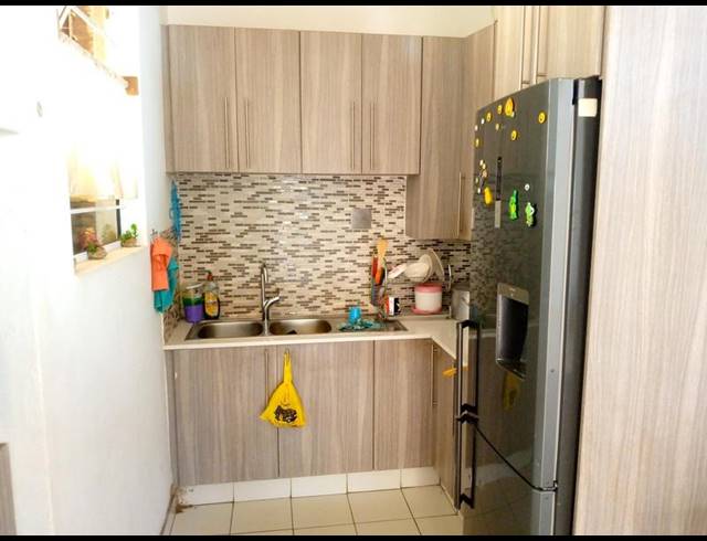 3 BEDROOM HOUSE FOR SALE IN KENSINGTON